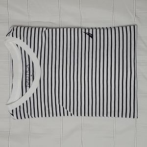 Nautica Short-Sleeved Tee (M)